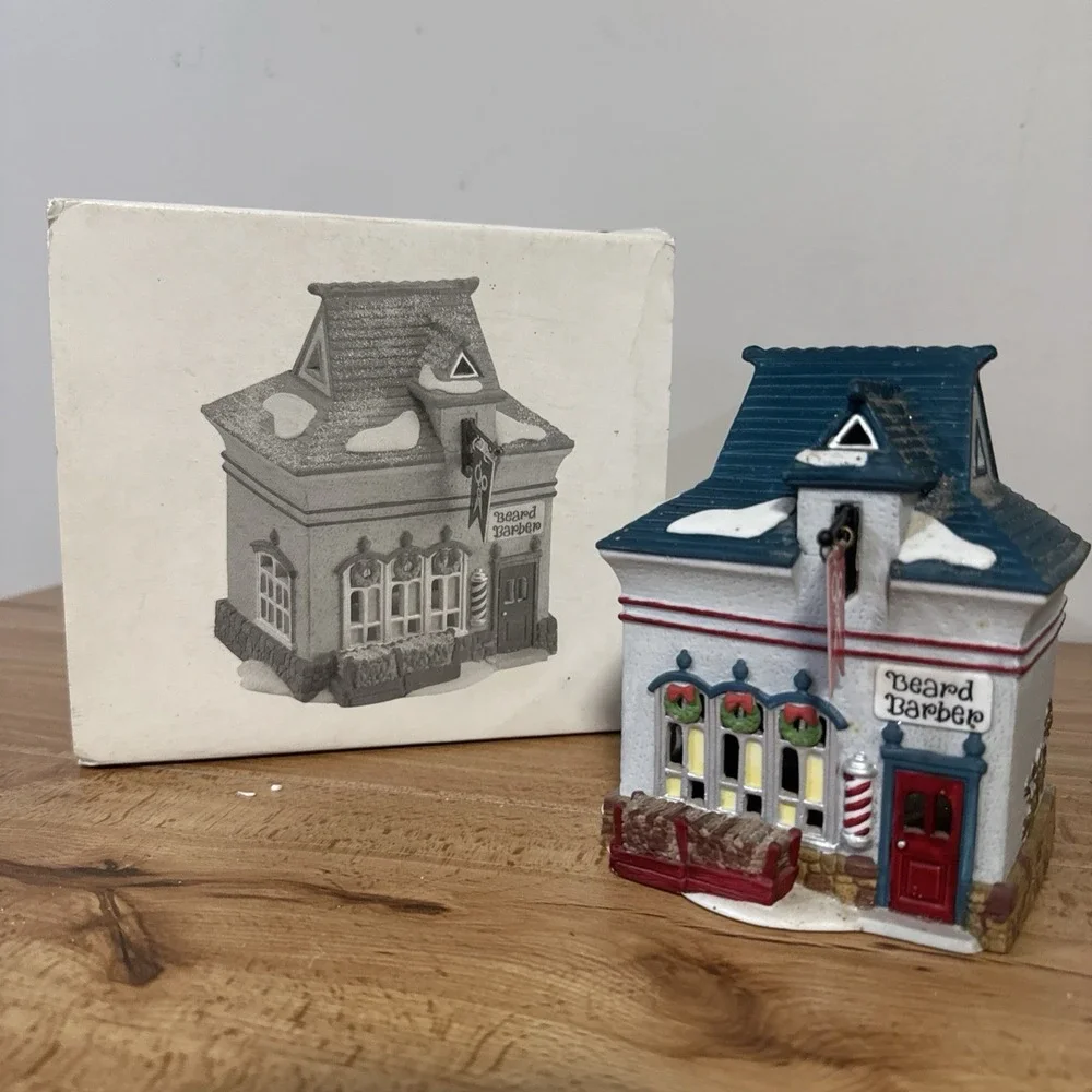 Department 56 Beard Barber Shop North Pole Christmas Village Series 5634-0*Read*